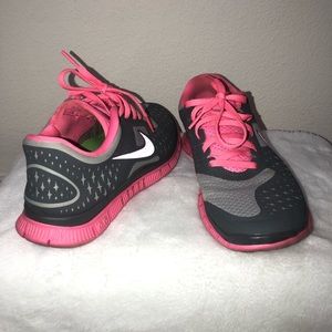Nike free shoes